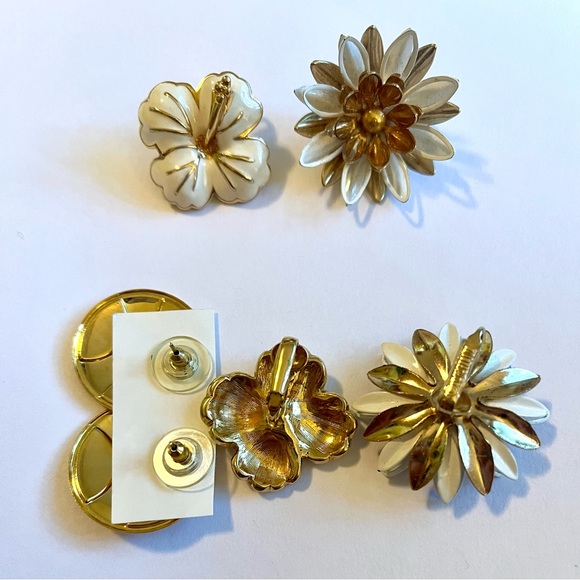 Set of 3 Vintage Earrings - Picture 3 of 3